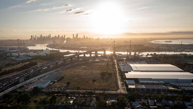 A congestion tax could take 5000 cars off the road. Picture: Jake Nowakowski