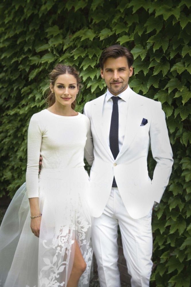 <p><i>Image credit: Twitter.com/OliviaPalermo</i></p><p><b>Olivia Palermo and Johannes Huebl<br></b>While her wedding look went down in history as one of the most <a href="https://www.vogue.com.au/fashion/trends/short-but-sweet-12-celebrity-brides-who-opted-for-shorter-wedding-dresses/image-gallery/74a32715710fd4f18aae4f66790acb30" target="_blank" rel="noopener">memorable celebrity bridal looks</a> in history, Olivia Palermo&rsquo;s wedding to Johannes Huebl was an extremely low-key affair. According to <a href="https://www.vogue.co.uk/article/olivia-palermo-wedding-dress-carolina-herrera" target="_blank" rel="noopener"><i>Vogue UK</i></a>, Palermo walked down the aisle before only a handful of family and friends in a quiet park ceremony in Bedford, New York in 2014, wearing a cashmere knit sweater and tulle skirt worn over shorts combination designed by Carolina Herrera and Manolo Blahnik heels you&rsquo;ll recognise as the very same sapphire-hued silk pumps worn by Carrie Bradshaw for her own fictional civil ceremony.</p>