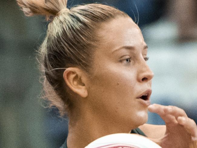 Jamie-Lee Price of the Giants during the Round 9 Super Netball match between the Giants Netball and the Adelaide Thunderbirds at the Australian Institute of Sport Arena in Canberra, Sunday, July 1, 2018. (AAP Image/Rohan Thomson) NO ARCHIVING, EDITORIAL USE ONLY