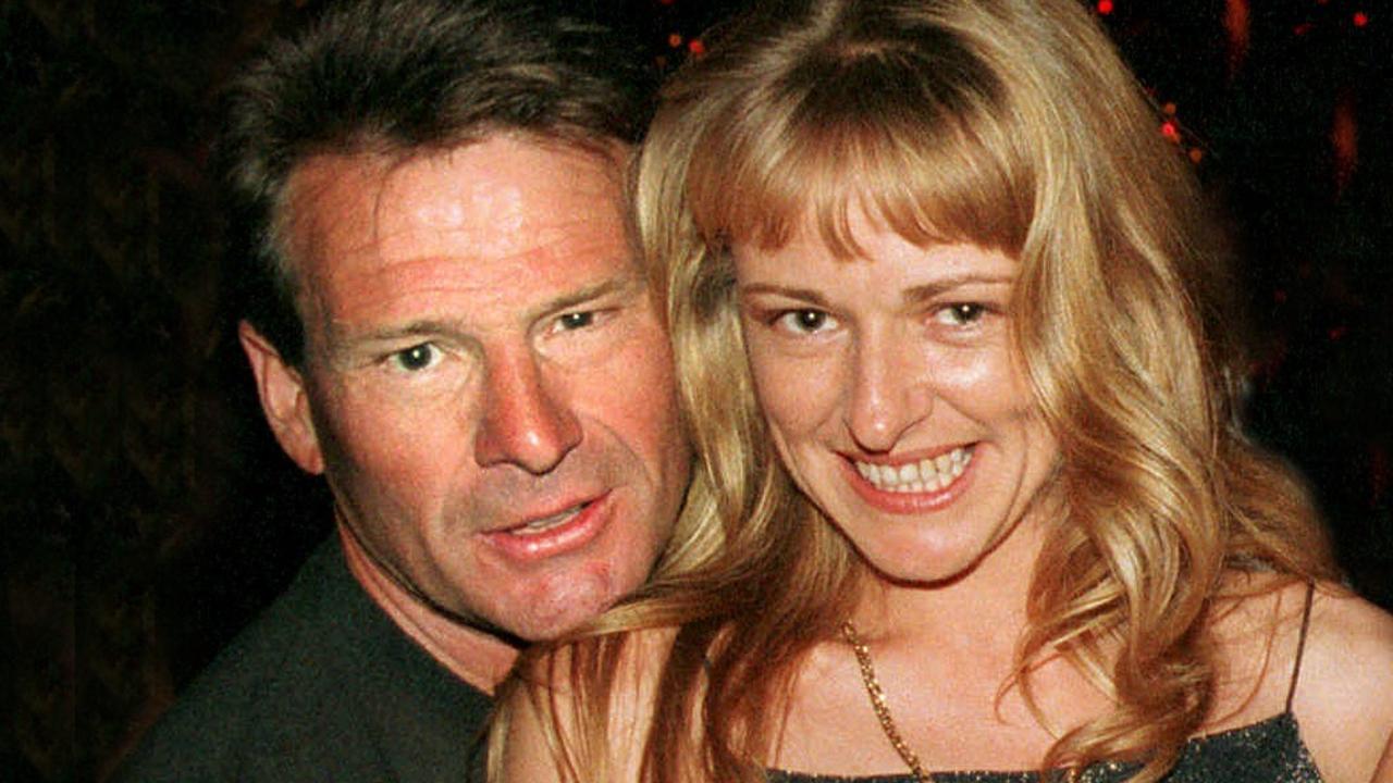 Sam Newman marries Amanda Brown | Geelong Advertiser