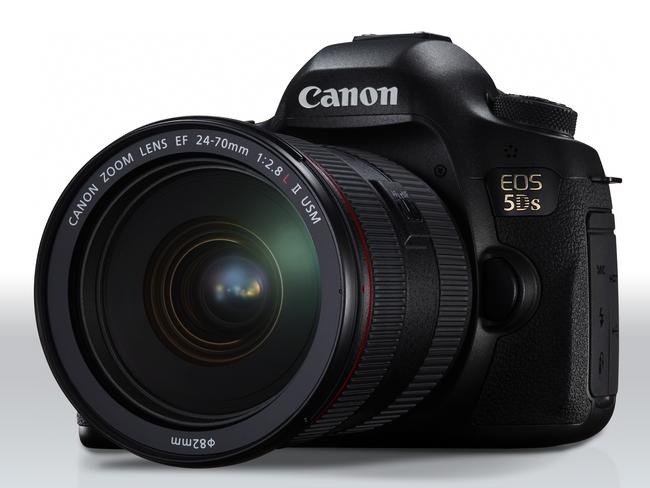 Canon EOS 5DS 50.6 megapixel DSLR camera