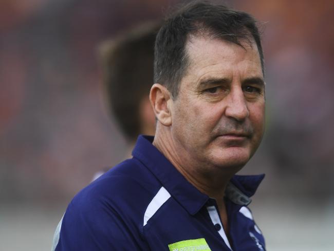 Dockers coach Ross Lyon reacts during the Round 4 AFL match between the Greater Western Sydney (GWS) Giants and the Fremantle Dockers at UNSW Canberra Oval in Canberra, Saturday, April 14, 2018. (AAP Image/Lukas Coch) NO ARCHIVING, EDITORIAL USE ONLY