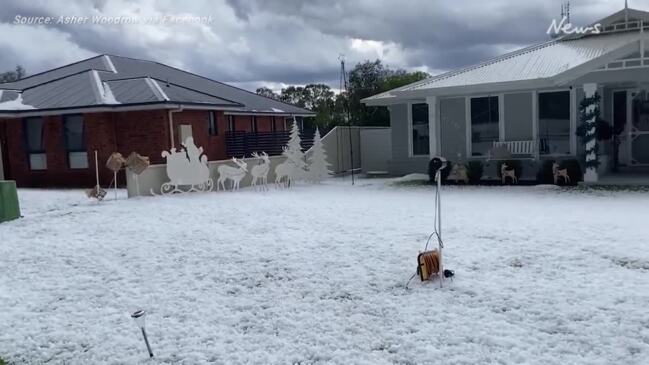 Christmas miracle as snow falls in Australia