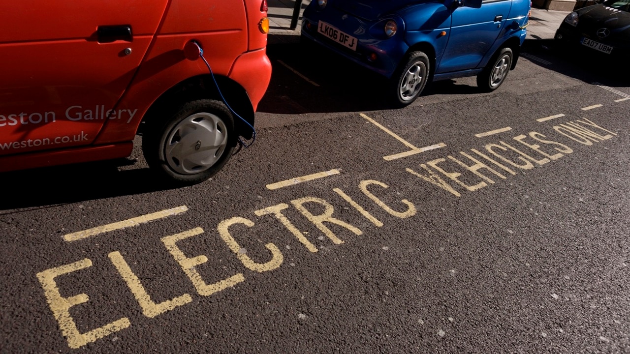 Wagga Wagga council to take clean energy car for a spin