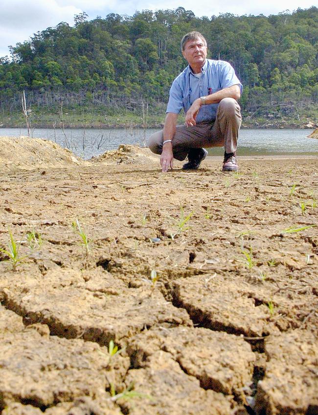 Mangrove Creek Dam operator Mel Curnow in 2016 when levels were at 18.15 % Capacity Picture: MARK SCOTT 