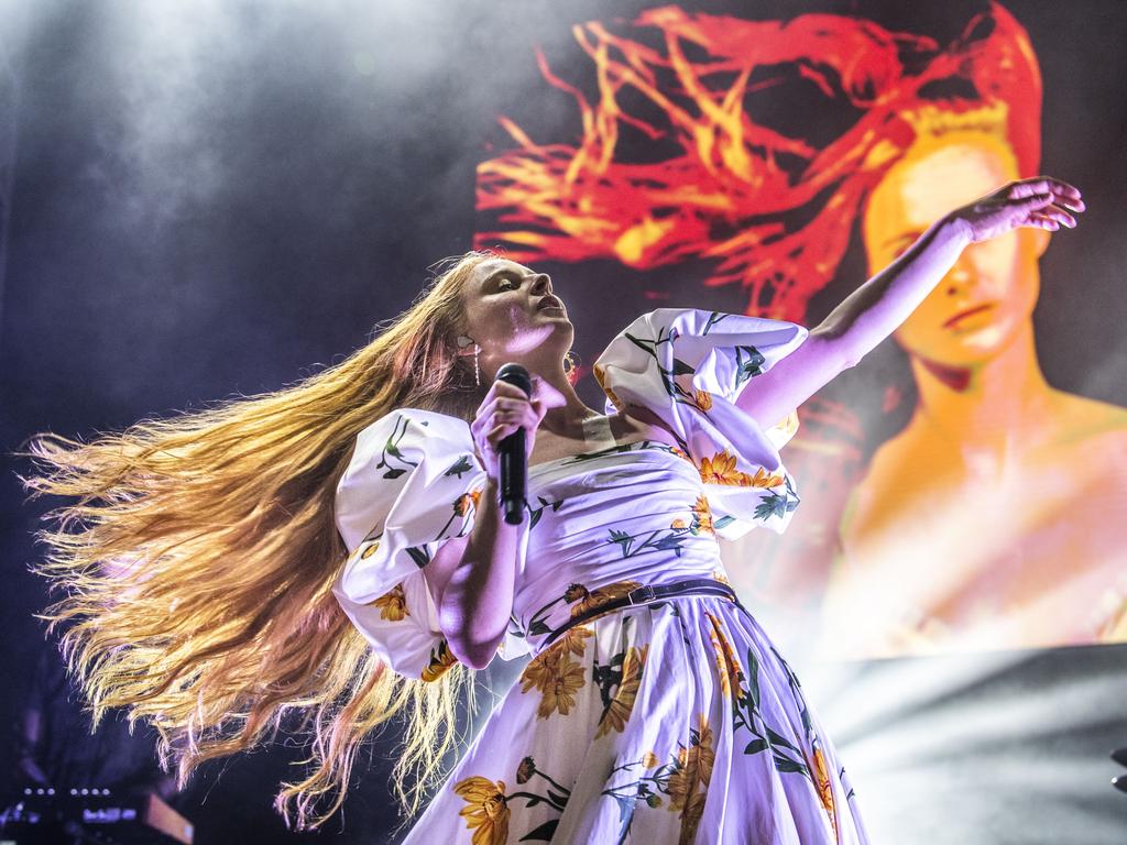 Friday nights headline act Vera Blue performs at the Toowoomba Carnival of Flowers Festival of Food and Wine. Friday, September 9, 2022. Picture: Nev Madsen.