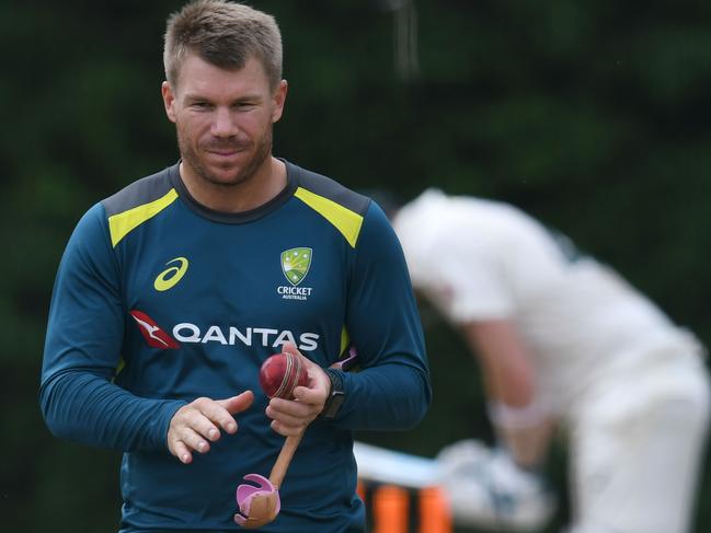 Australia's David Warner bowls at Australia's Steve Smith as he bats in the nets after getting out on day two of the three-day friendly cricket match between Derbyshire and Australia at the County Ground in Derby, central England on August 30, 2019. - Australia star Steve Smith batted in his first match since being concussed during a tour-game against Derbyshire at Derby on August 30. (Photo by Paul ELLIS / AFP) / RESTRICTED TO EDITORIAL USE. NO ASSOCIATION WITH DIRECT COMPETITOR OF SPONSOR, PARTNER, OR SUPPLIER OF THE ECB