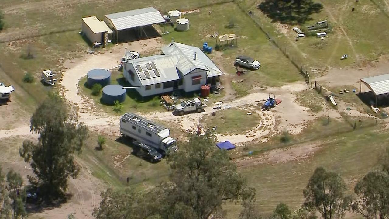 The Tara property where brothers Nathaniel and Gareth Train and Gareth’s wife Stacey Train ambushed and shot dead young police officers Constable Rachel McCrow and Constable Matthew Arnold, and neighbour Alan Dare in December 2022. Source: 9 News.