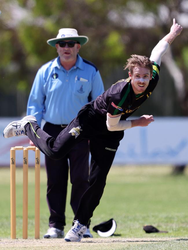 VTCA: Aaron Evans in action for Westmeadows. Picture: George Sal