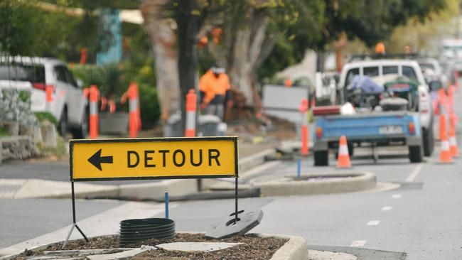 A detour sign is seen in front of road works on the high street of WIllunga, Willunga, Monday September 4, 2017. (AAP Image/Morgan Sette)