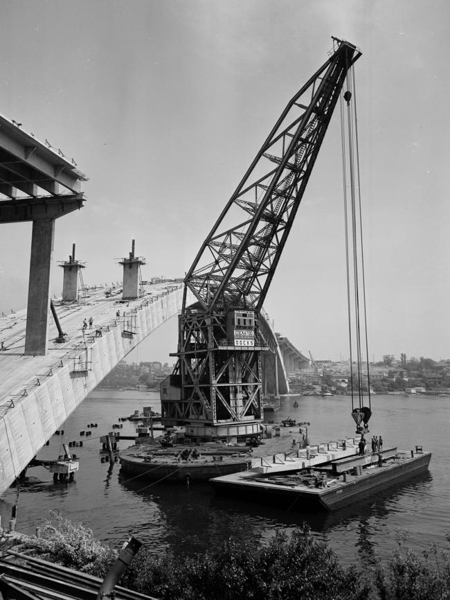 Titan during construction of the Gladesville Bridge c1963. Courtesy Roads and Maritime Services