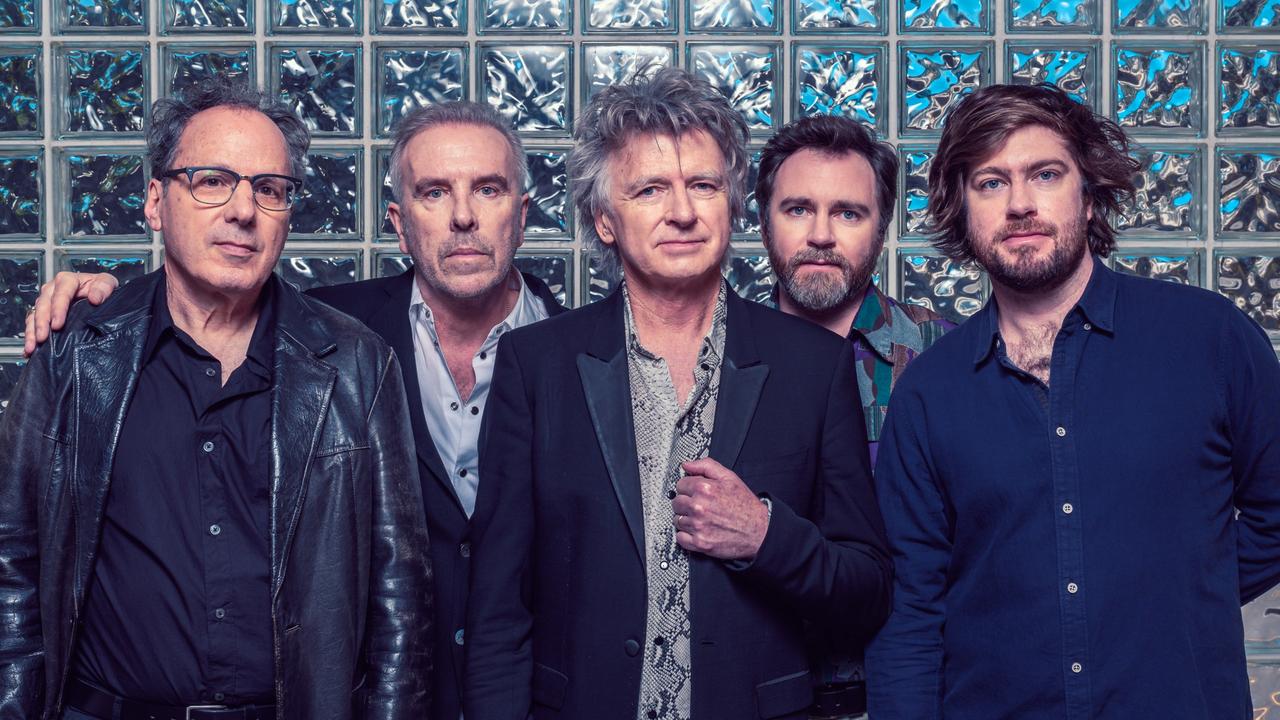 Crowded House to headline 2025 Red Hot Summer Tour