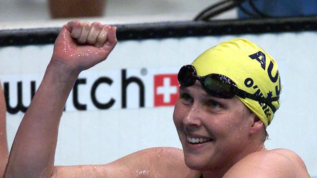 Susie O'Neill celebrating after winning womens 200m freestyle final race at Sydney Olympic Games 19 Sep 2000.