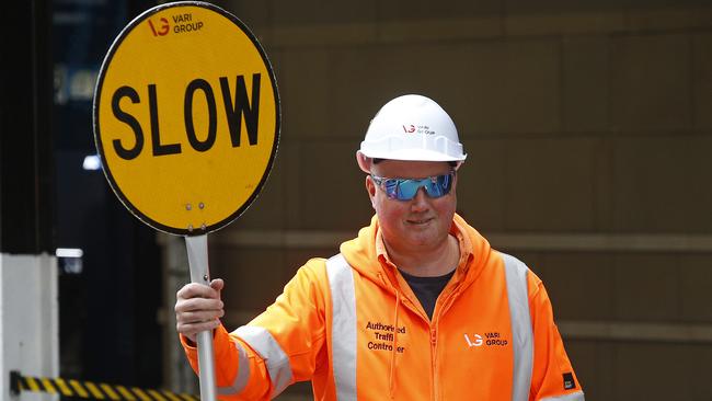 SYDNEY, AUSTRALIA - NewsWire Photos OCTOBER 16 , 2024: Generic Photos of Workers at Work. Traffic controller. Picture: NewsWire / John Appleyard