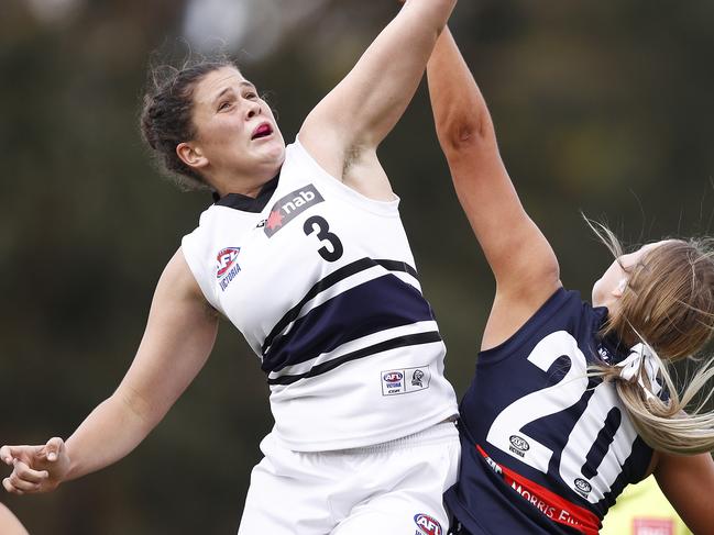 GEELONG, AUSTRALIA - MAY 05: Nell Morris-Dalton of the Knights and Skyelee Hovey of the Falcons compete during the round eight NAB League Girls match between Geelong and the Northern Knights at Deakin University on May 05, 2019 in Geelong, Australia. (Photo by Daniel Pockett/AFL Photos/Getty Images)