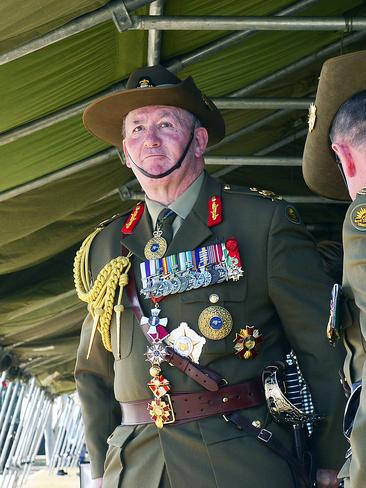 Emotional photo gallery of Townsville soldiers | Townsville Bulletin