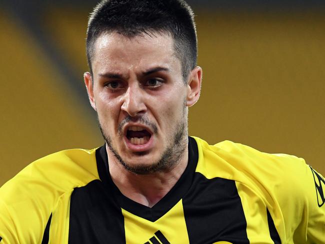 Matija Ljujic of the Phoenix celebrates his goal during the A-League match between Wellington Phoenix and Western Sydney Wanderers at Westpac Stadium, Wellington, New Zealand, January 13, 2018. (AAP Image/SNPA, Ross Setford) NO ARCHIVING, EDITORIAL USE ONLY