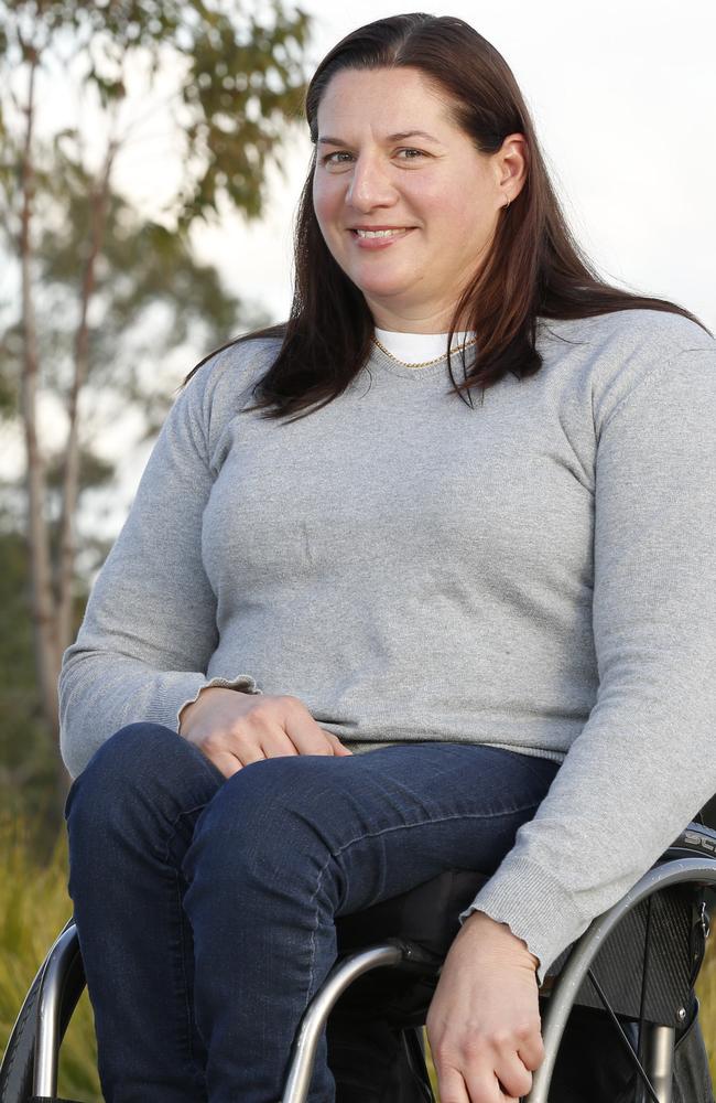 Louise became one of wheelchair racing’s first truly professional athletes and would go on to dominate it for a decade, simultaneously raising the profile of Paralympic sport.