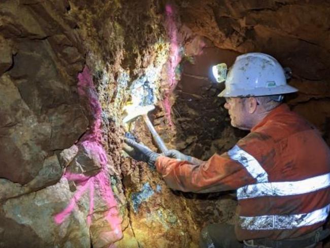 Sampling at Dittmer high grade gold-copper mine led by Ballymore Resources.
