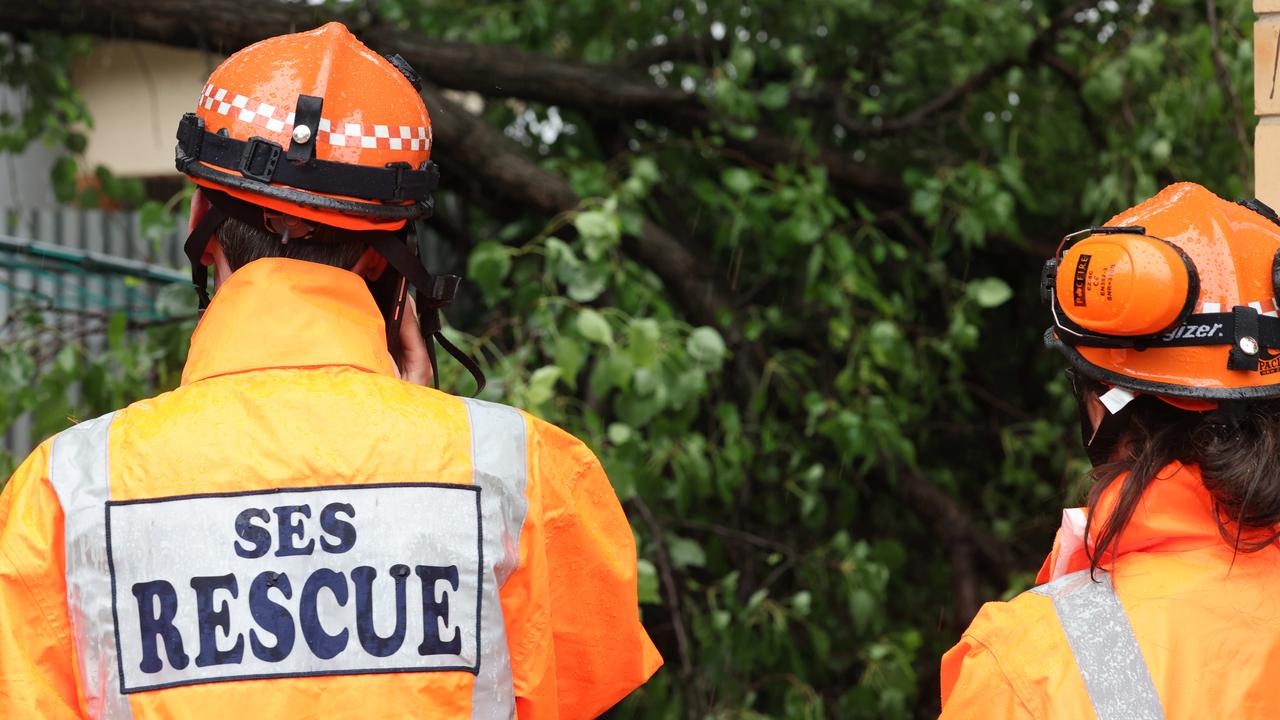 The SES has received hundreds of requests for help. Image/Russell Millard Photography