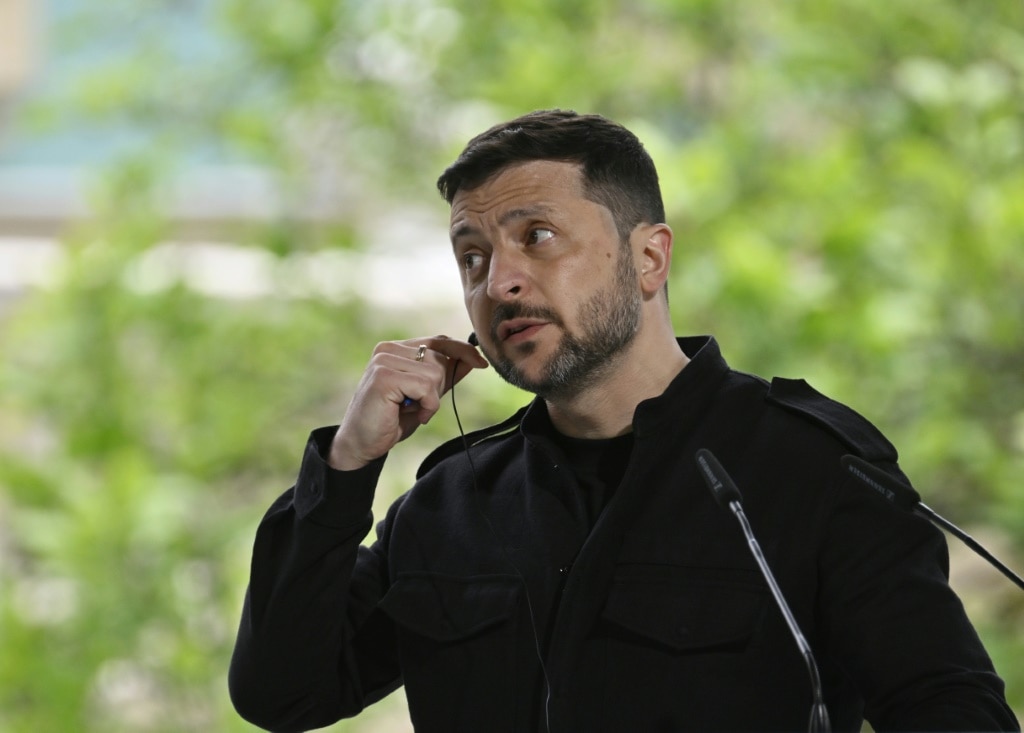 Zelensky offers to meet Putin in Turkey ‘personally’