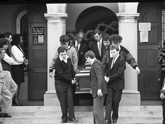 Friends and family mourn Salvatore Rotiroti at his Geelong funeral at Holy Spirit Church in 1988.