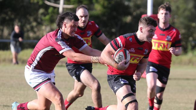 GCDRU Preliminary Final between the Nerang Bulls and the Griffith Uni Colleges Knights. Bulls player No 11 Logan Watene Knights Player No15 Jason Beewton Picture Mike Batterham