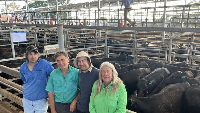 Daniel, Lloyd, Adam and Jenny Mirtschin, Fixby, Mt Napier, sold 36 heifers today at Hamilton and 59 steers earlier this week that averaged $2460.