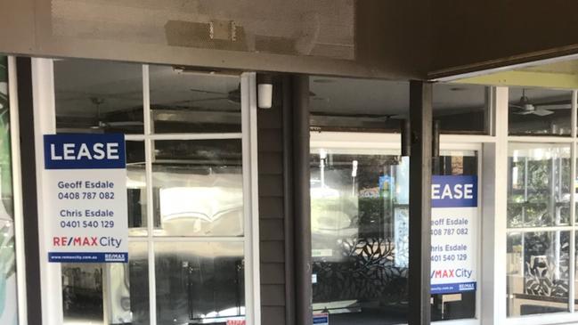 Empty shops in Racecourse Rd. Photo: Glen Norris