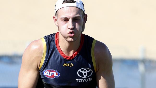 Tom Doedee’s return didn’t go to plan for thousands of coaches who jumped on the Crows defender.