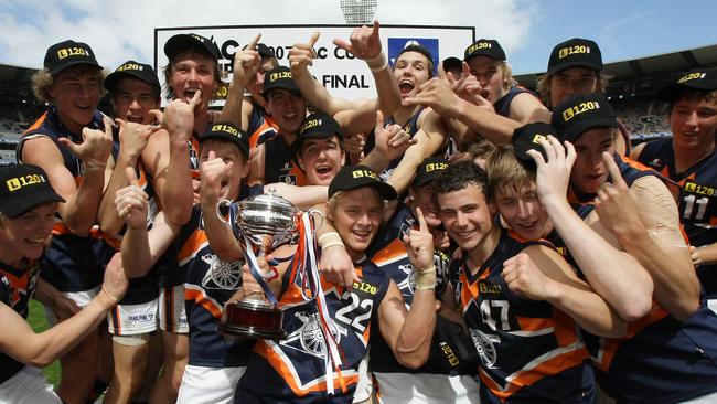 Calder Cannons celebrate their victory at the MCG in the 2007 TAC Cup grand final.