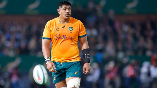 (FILES) Australia's lock Will Skelton reacts during the Rugby Championship first round match between South Africa and Australia at Loftus Versfeld stadium in Pretoria on July 8, 2023. Forgotten by Australia for four years, the colossus Will Skelton has made himself indispensable in Europe, to the point of being named captain of the Wallabies for the World Cup in France, where he settled three years ago. (Photo by PHILL MAGAKOE / AFP)