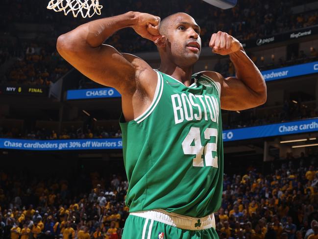 Horford inspires Celtics to comeback win over Warriors