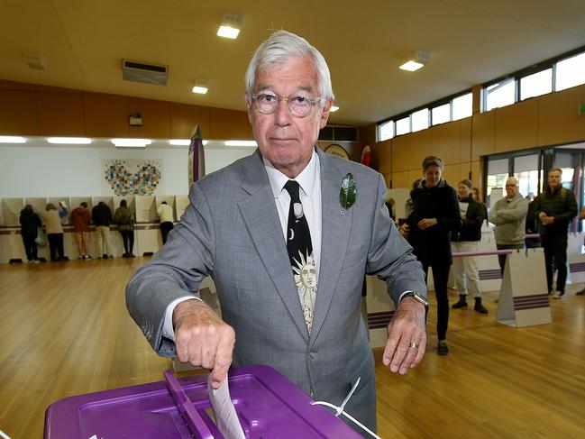 Australian Federal Election Day. Voting at Glenferrie Primary School in Hawthorn , Melbourne. Independent candidate for the seat of Kooyong Julian Burnside votes. Picture : Ian Currie