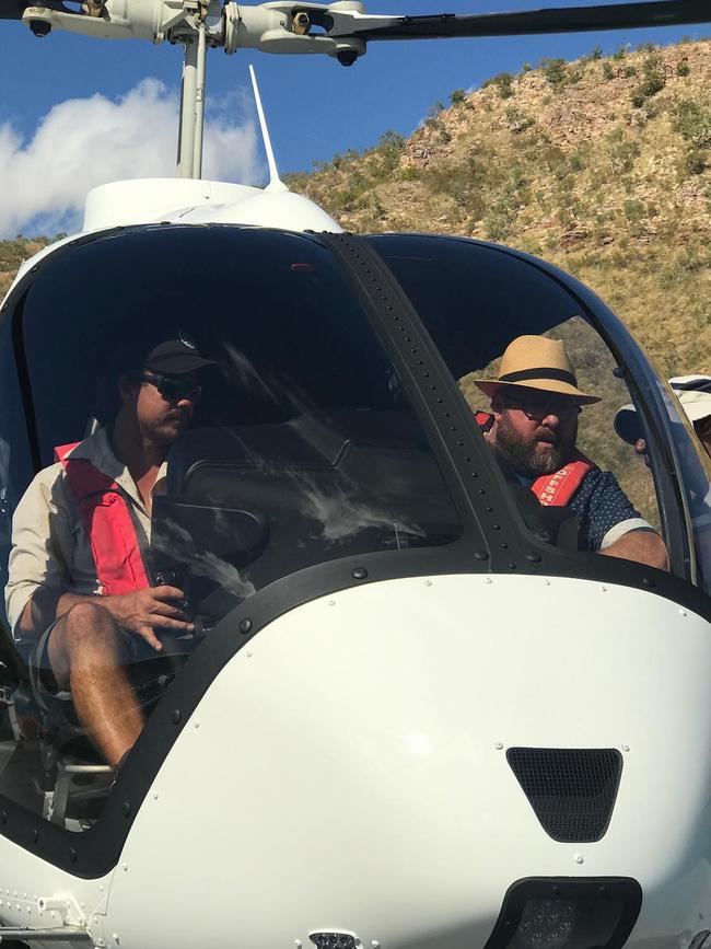 Shane Jacobson with crash victim Troy Thomas. Source: Facebook