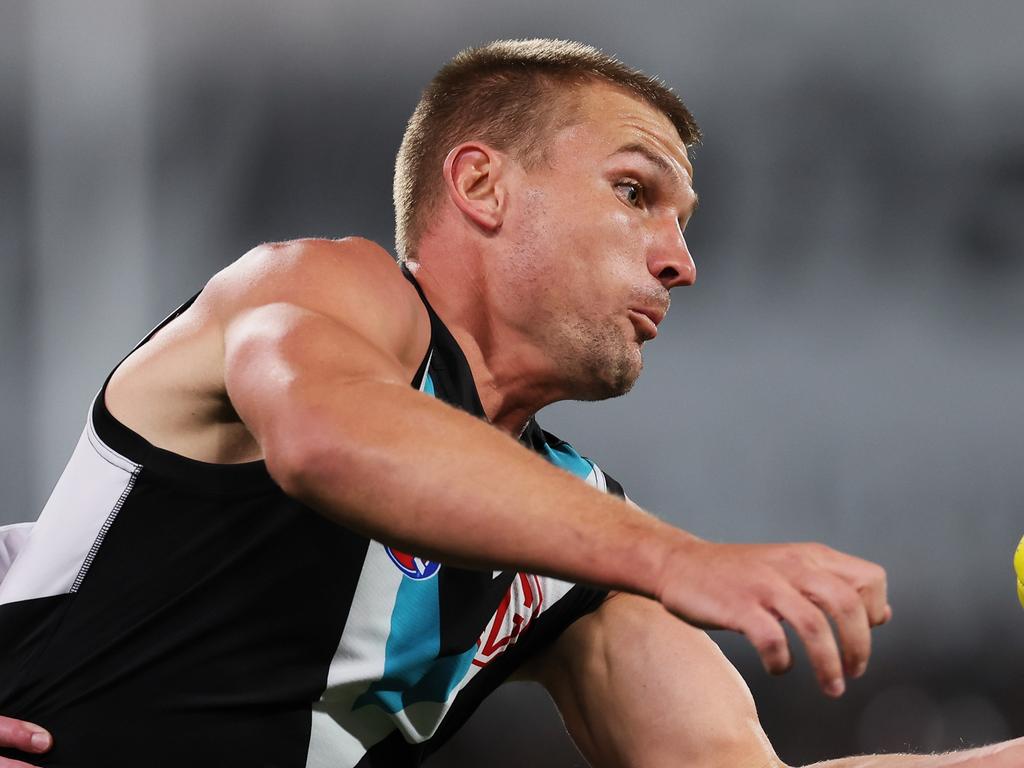 Wines made his return to the field on Saturday night. (Photo by James Elsby/AFL Photos via Getty Images)