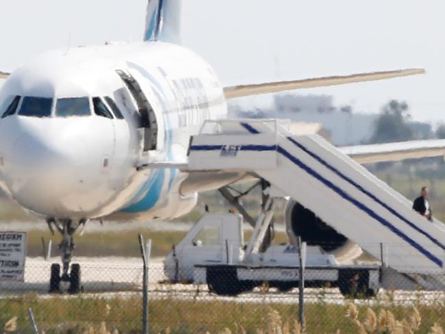 EgyptAir plane hijacked flying from Alexandria to Cairo | news.com.au ...