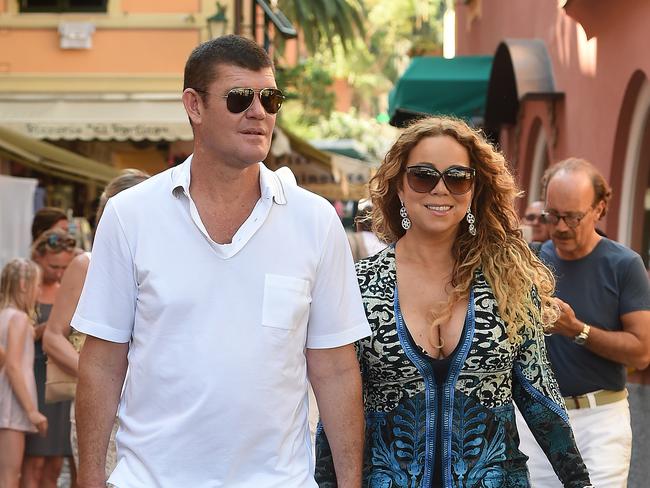 PORTOFINO, ITALY - JUNE 26: Mariah Carey And James Packer are seen on June 26, 2015 in Portofino, . (Photo by Photopix/GC Images)