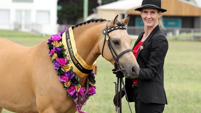 Smart move: Casey Bruce with Xtra Smart of Sefton, grand champion gelding. Picture: Angie Rickard