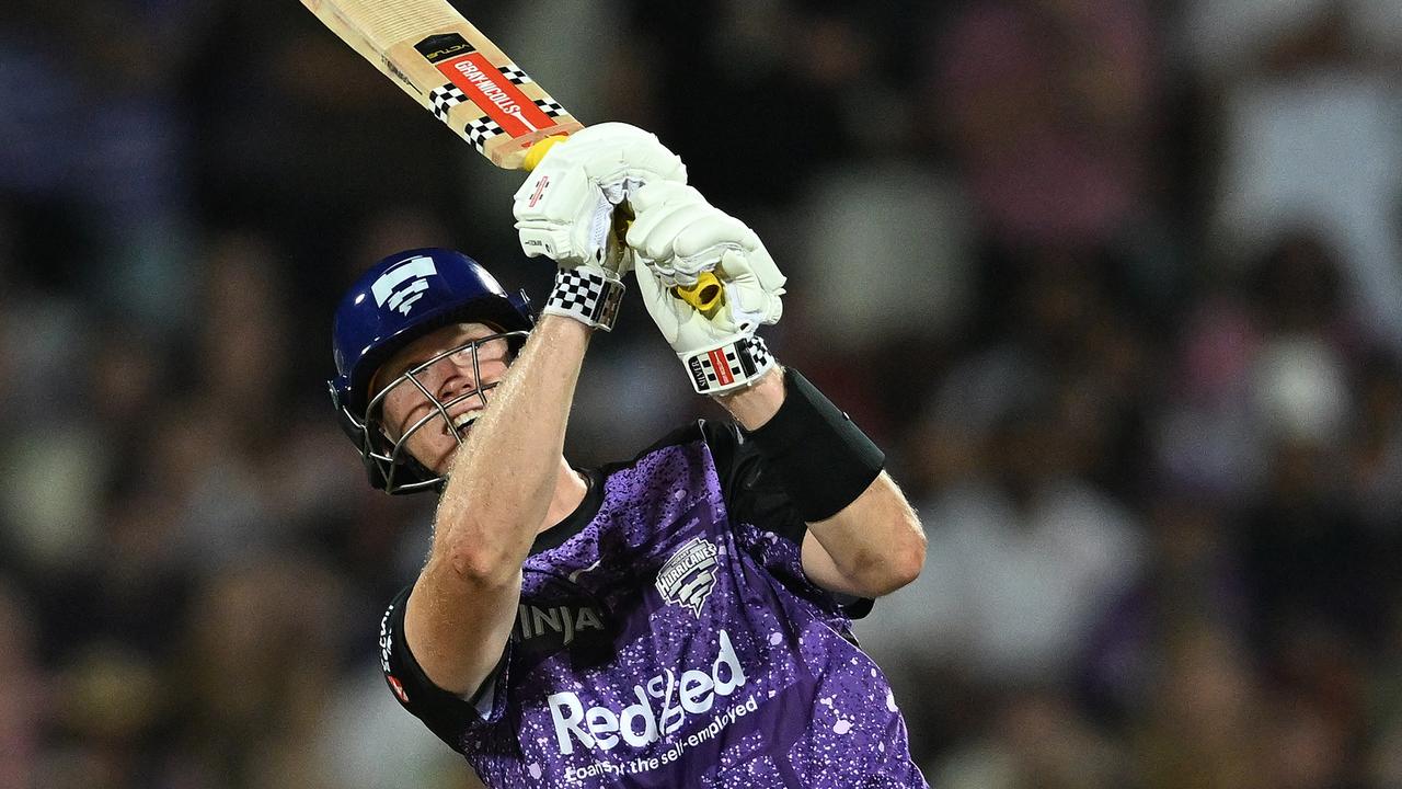 Watch: Owen’s record-equalling ton seals Hurricanes’ first BBL title