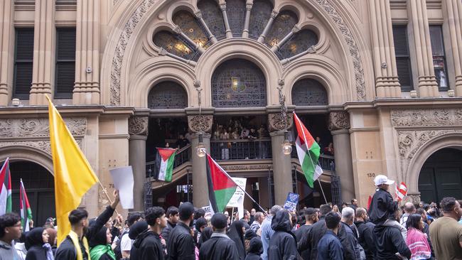 Anti War protest march through the streets of Sydney CBD last Sunday. Photo Jeremy Piper