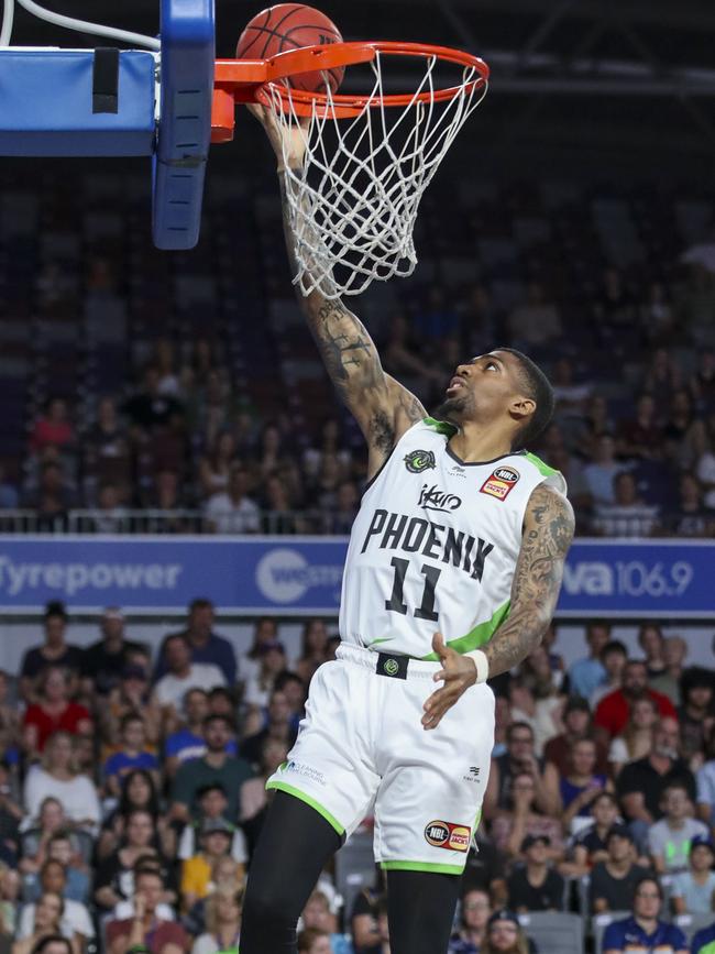 Devondrick Walker drives to the basket. Picture: AAP Image/Glenn Hunt