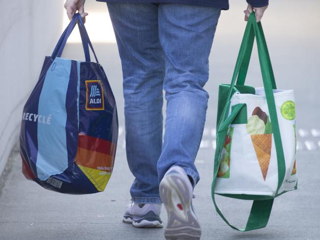 BRISBANE, AUSTRALIA - NewsWire Photos - JUNE 19, 2024: Generic photo of Australian shopping centre ALDI and Woolworths bags.Picture: NewsWire / Glenn Campbell
