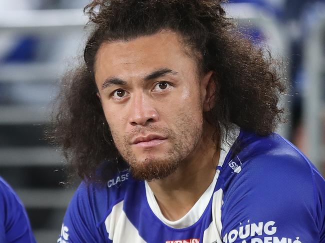 SYDNEY, AUSTRALIA - MAY 12:  Josh Reynolds and Raymond Faitala-Mariner of the Bulldogs look on from the bench during the round 11 NRL match between Canterbury Bulldogs and New Zealand Warriors at Accor Stadium on May 12, 2023 in Sydney, Australia. (Photo by Brendon Thorne/Getty Images)