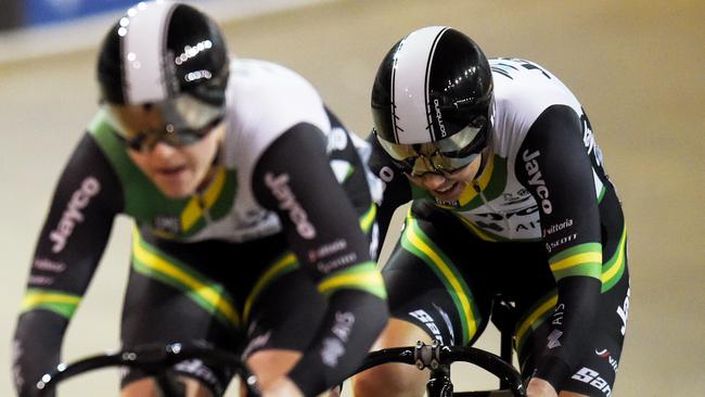 Australian cyclist Kaarle McCulloch (right) chases Stephanie Morton in the Sprint semi-final.