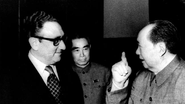 Kissinger meets Chairman Mao, 1973.