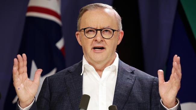 Labor’s primary vote has lifted two points to 33 per cent in the past three weeks following resolution of the immigration detainee disaster, according to the latest Newspoll. Picture: NCA NewsWire/ Sam Ruttyn