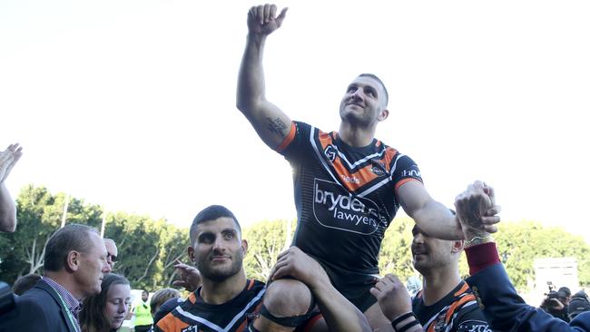 Robbie Farah could up his involvement at the Tigers (AAP Image/Craig Golding)