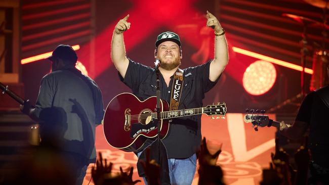 Luke Combs has announced he will perform at Brisbane's Suncorp Stadium on January 24 and 25, 2025. Photo: David Bergman