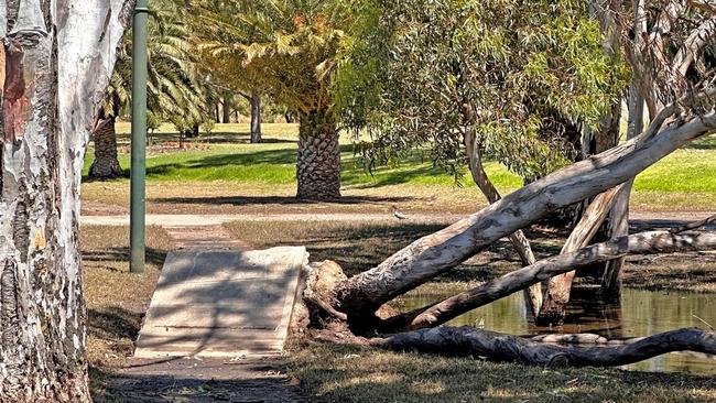 Damage at Sturt Reserve due to the River Murray flood. Photo: Rural City of Murray Bridge/Facebook